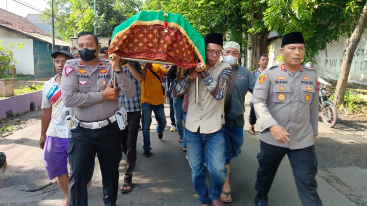 755A04FC-E2F8-4625-9D24-48804EEA9D5C-750x422