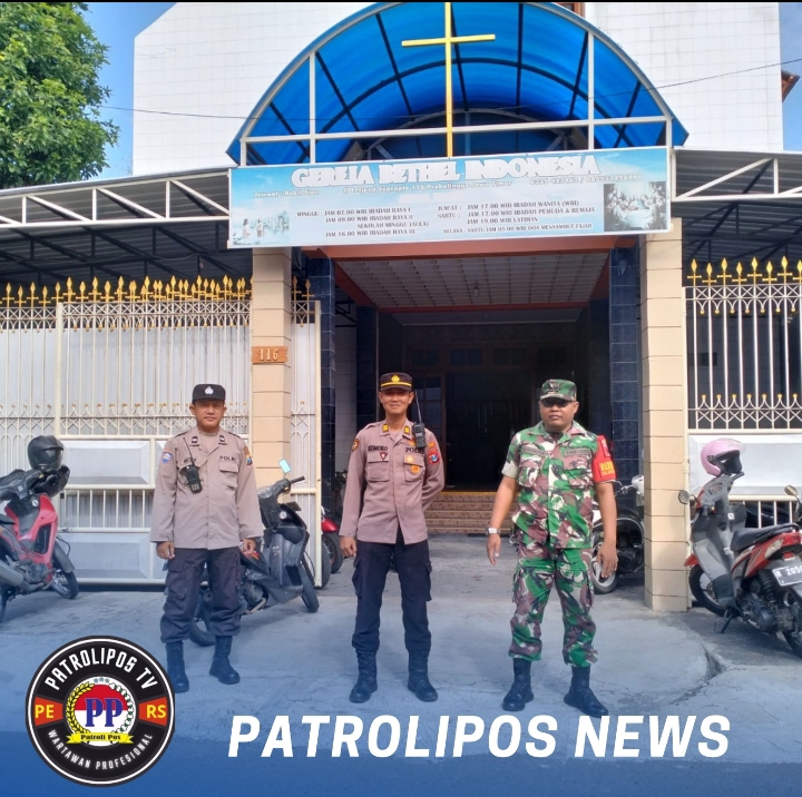 Koramil 0820/01 Kanigaran Berikan Pengamanan Pada Perayaan Paskah Di GBI Bukit Sion