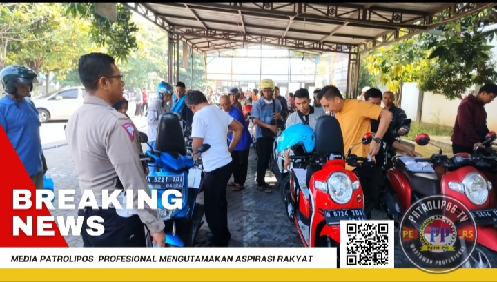 Berbagai Lapisan Masyarakat PUAS Terhadap Pelayanan Petugas Samsat Bangil: “Hari Gini Masih Percaya Calo? Jawabnya Tidak!”