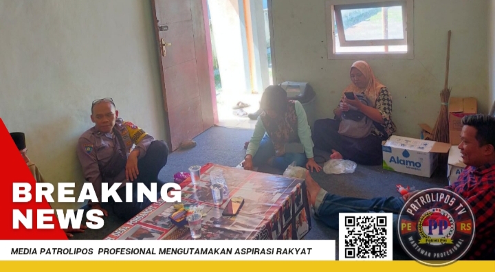 Babinkamtibmas Desa Pohsangit Gelar Sambang Desa Bersama Perangkat Desa