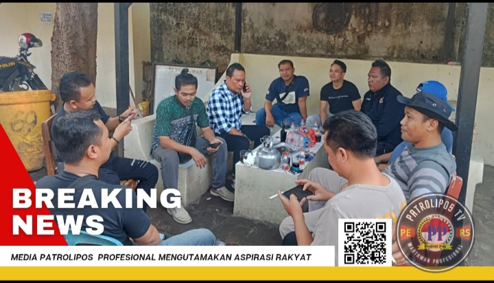 Kolaborasi Awak Media Dan Kapolsek Wonomerto Ngopi Bareng Di Mako Polsek