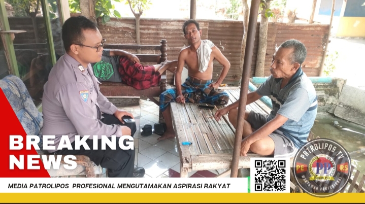 Selalu Dekat Dengan Masyarakat, Bhabinkamtibmas Polsek Kademangan Aktif Sambangi Wilayah Binaan