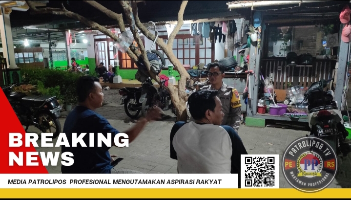 Bhabinkamtibmas Polsek Kademangan Lakukan Giat Sambang dan Dialogis