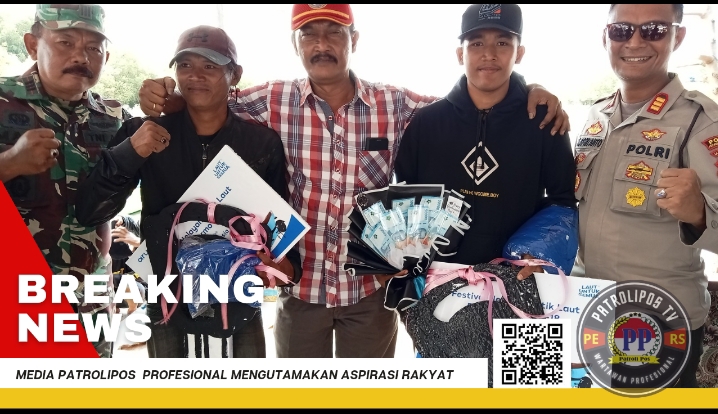 Danramil 0820/06 Sumberasih Hadiri Final Lomba Balap Perahu Dalam Rangka Festival Petik Laut Nelayan Di Pantai Darmo