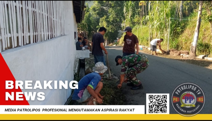 Bersama Masyarakat, Koramil 0820/09 Lumbang Kerja Bakti Di Wilayah Binaan