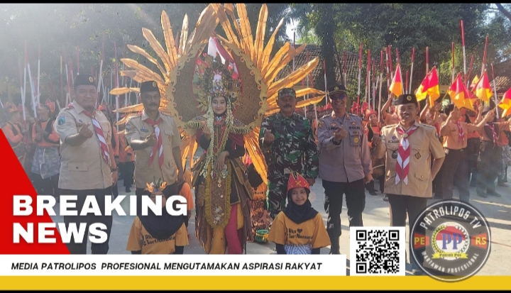 Kapolsek Sumberasih Hadiri Upacara Hari Pramuka ke-63 Di SMPN 1 Sumberasih