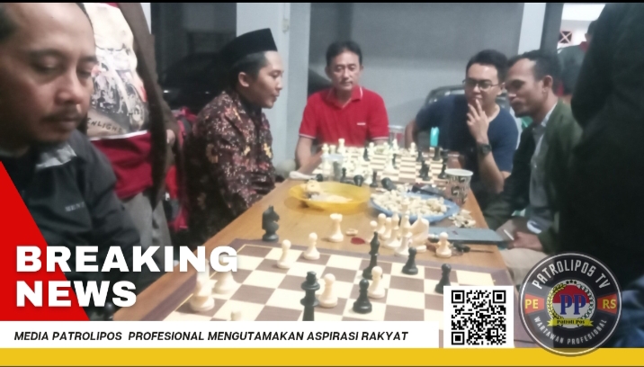 Kecamatan Sumberasih Gelar Lomba Catur Meriahkan HUT RI Ke-79