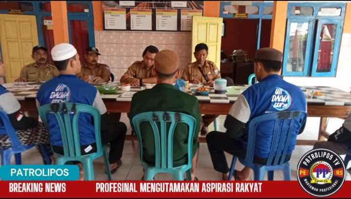 Kolaborasi KKN Nasional/Internasional Universitas Islam Internasional Darullughah Wadda’wah Bersama Kepala Desa Tandonsentul