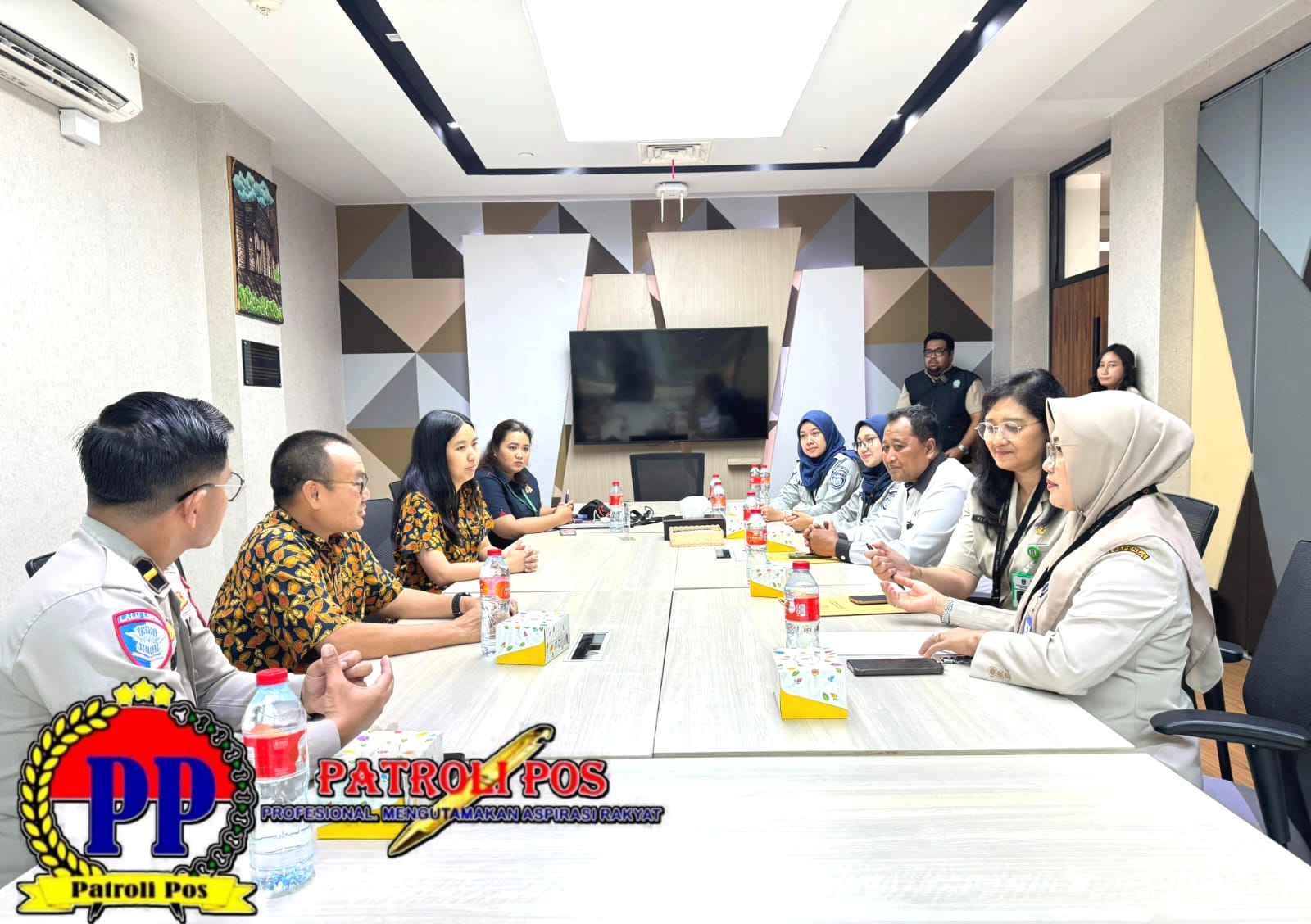16 lantas surabaya