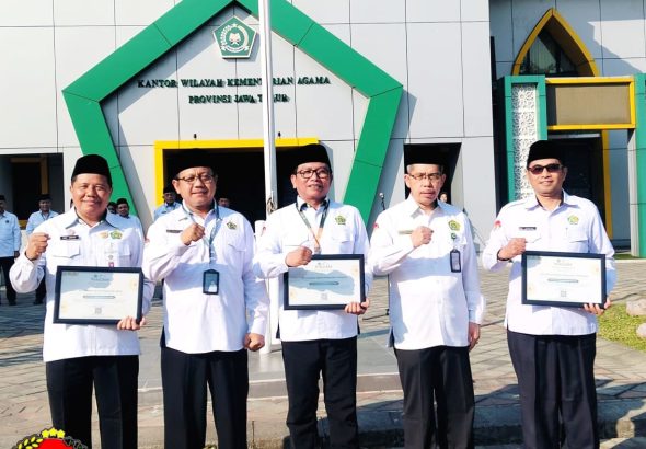 Terbaik 3