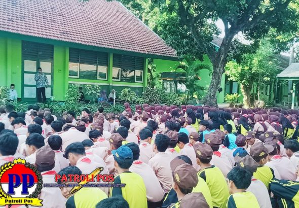 SMPN TEGALSIWALAN
